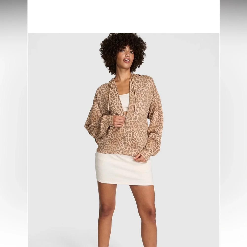 PINK Victoria’s Secret Ivy Fleece Campus Full-Zip Hoodie Leopard - Picture 2 of 7